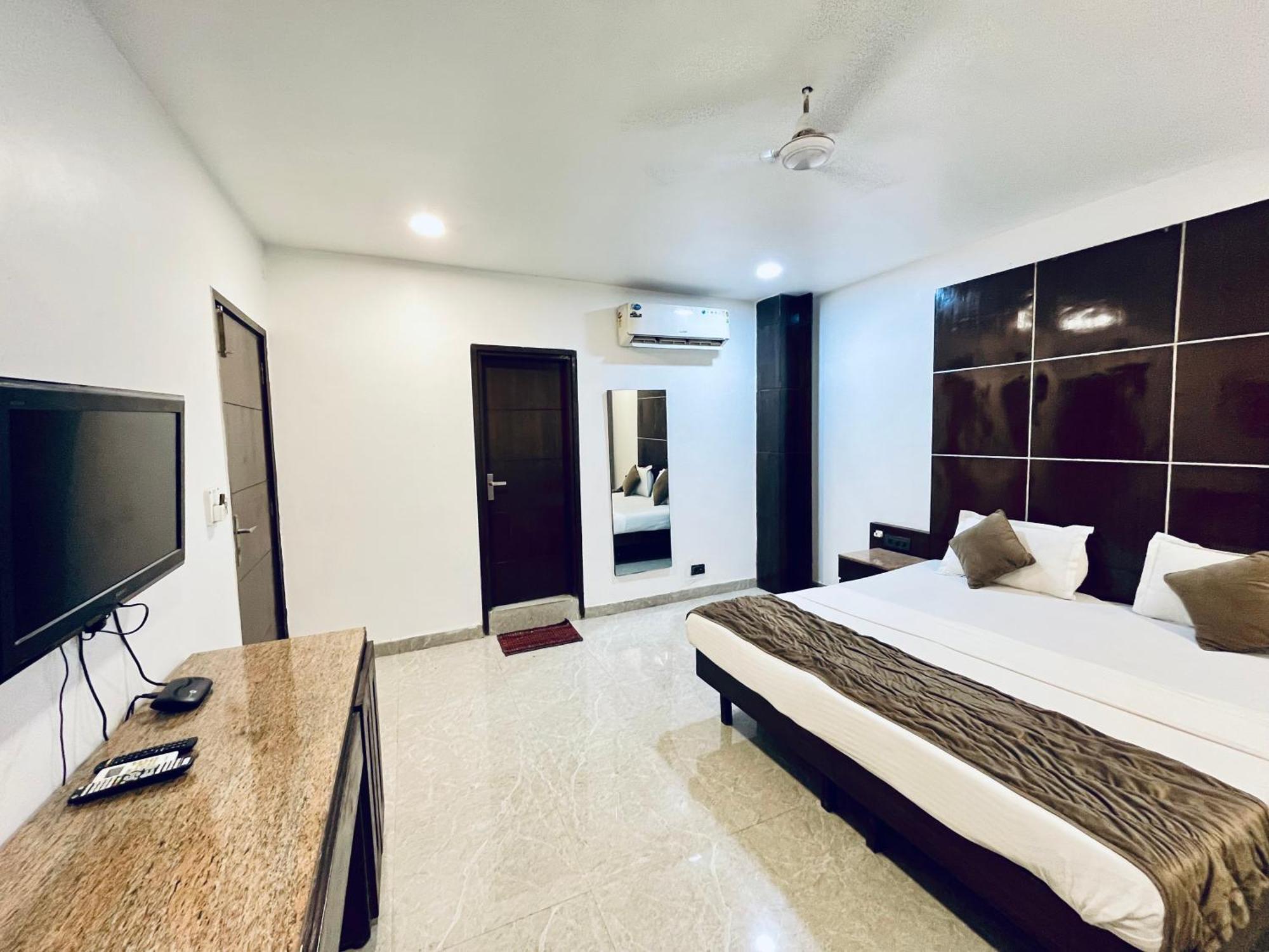 Ganga Ashoka Hotel Rishīkesh Exterior foto